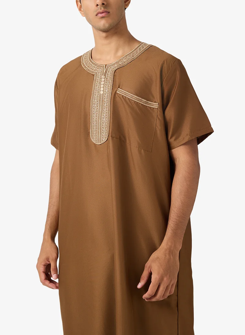 Robert Wood  Round Neck Classic Thobe for Men | Best Price UAE